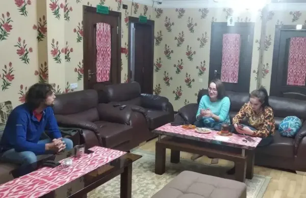 Art Anor Hostel and Apartments