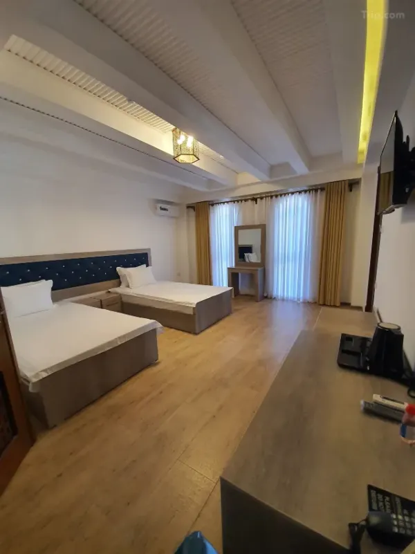 Suzangaron Boutique Hotel