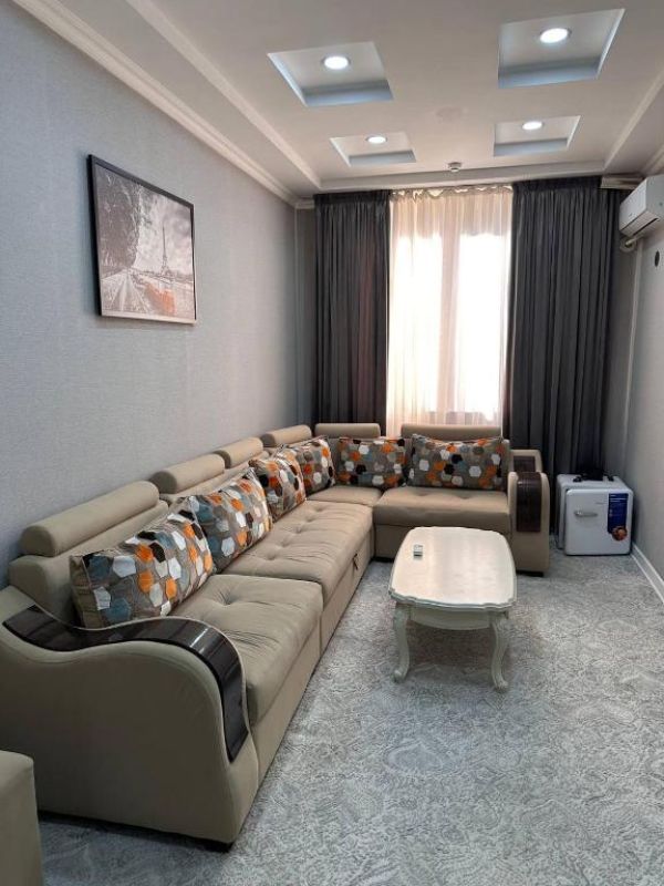 Afsona Hotel