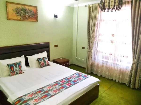 Guest House Evergreen