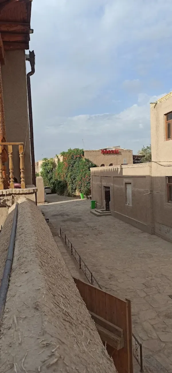 Oqilanur Guest House