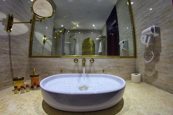 Emirkhan Hotel