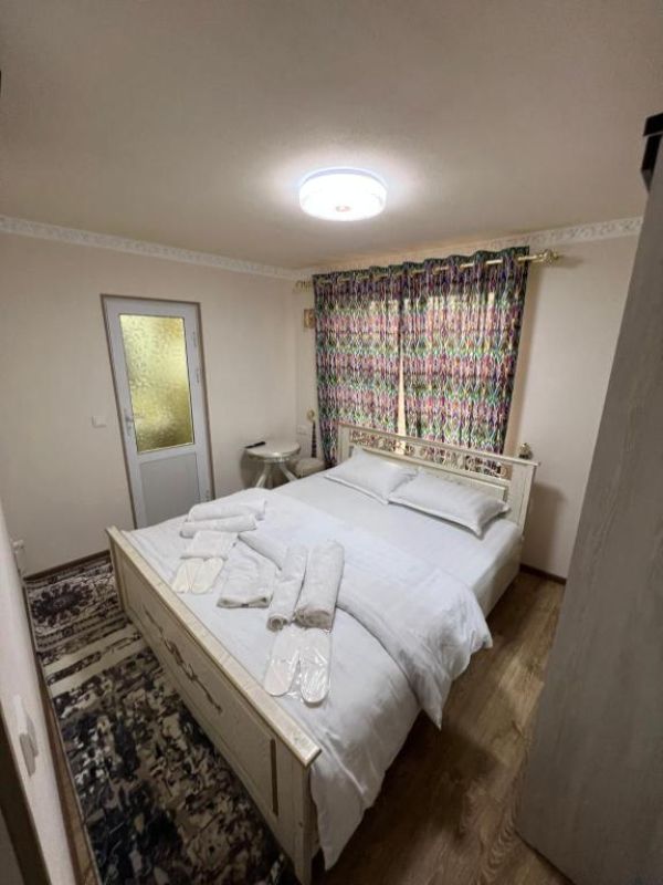 Qozi Hotel