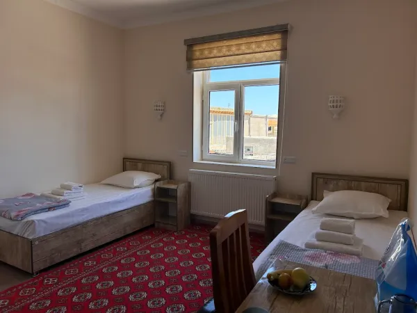 Oqilanur Guest House