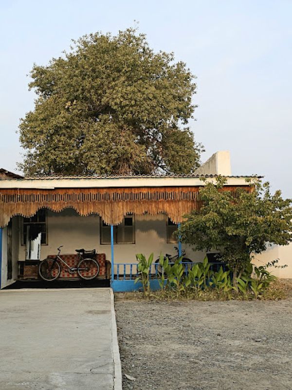 Dilbar Guest House