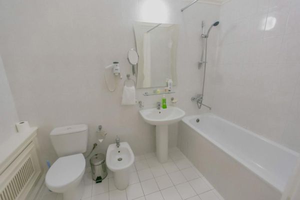 Konstantin Hotel