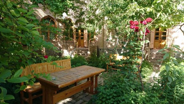 ANTICA Family Guest House