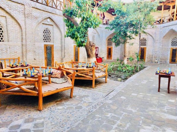 Ohun Caravan Sarai