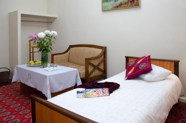 Jipek Joli Inn