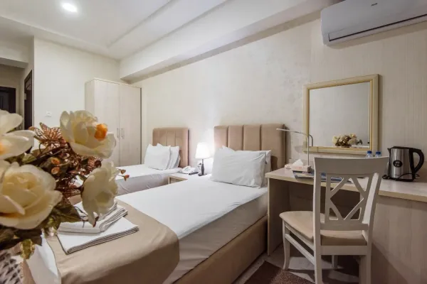 HUMO hotel