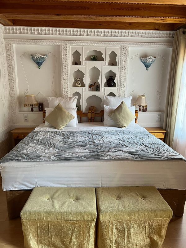 Amelia Hotel