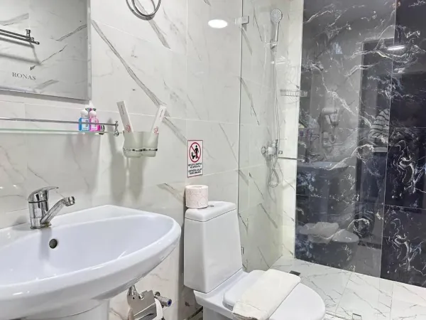 Haziniy Hotel