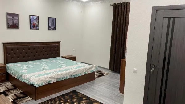 Chinara Guest House Airport