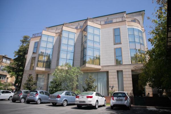 Gloria hotel