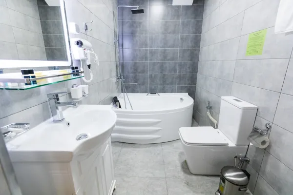 Roadside Boutique Hotel by Khorrot