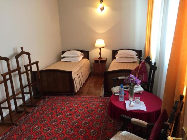 Jipek Joli Inn