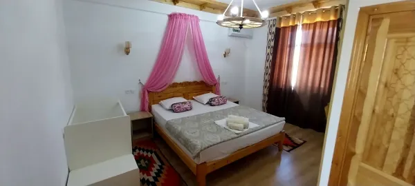 NAZIRA Boutique Hotel & Terrace