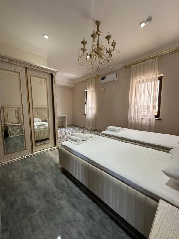 Nur Maskan Hotel
