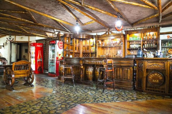 Zargaron Plaza Hotel