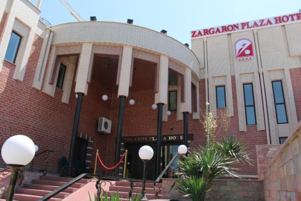 Zargaron Plaza Hotel