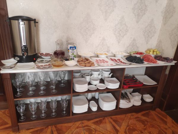 Amina Hotel