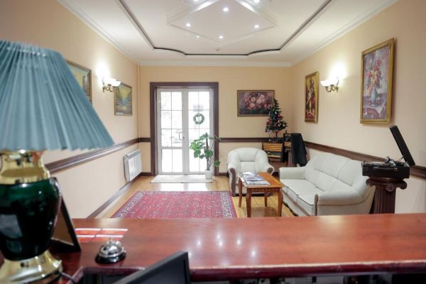 Hotel Grand Royal