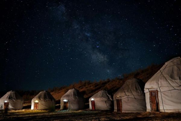 Kyzylkum Nights Camp & Family Yurt