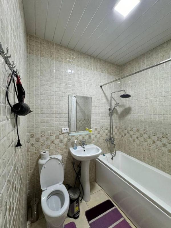 Qamar Hotel