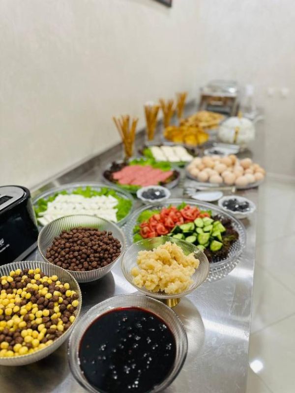 Afsona Hotel