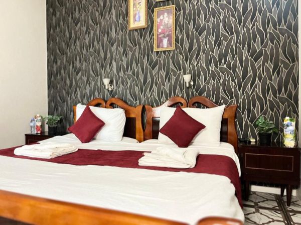 The Palms Hostel