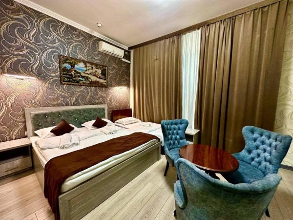 Izza Palace Hotel