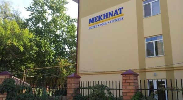 Mehnat Hotel