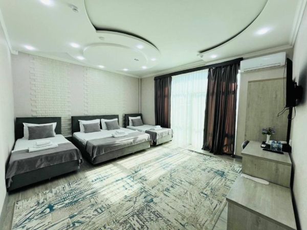 Shosh Boutique Hotel