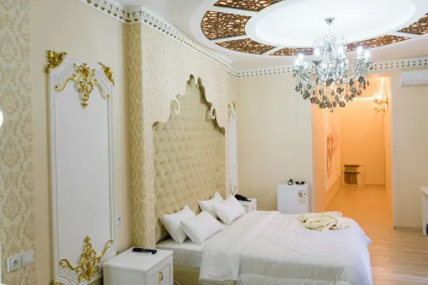 Grand Boutique Hotel