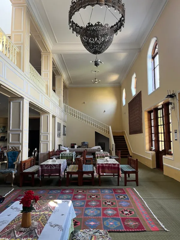 Guest House Ikathouse