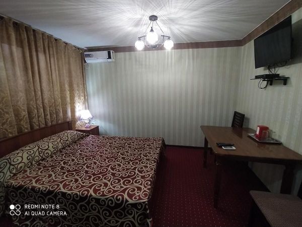 Silver Hotel