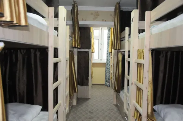 Art Anor Hostel and Apartments