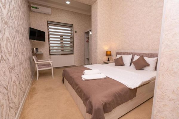 Osiyo Plaza Hotel