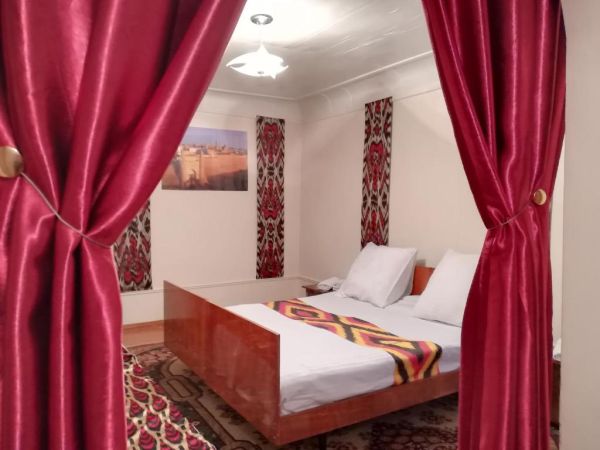 Umarxon Hostel