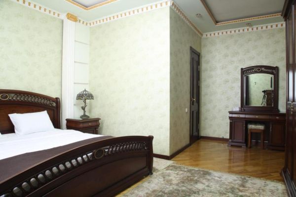 Grand Nur