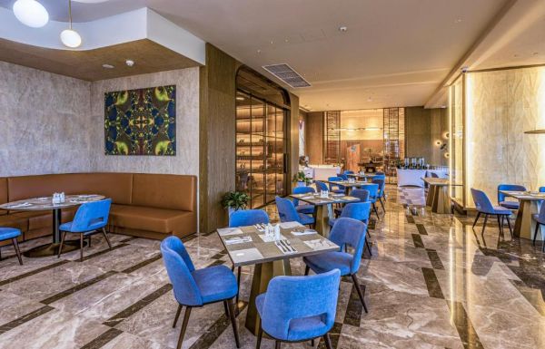 Lia! By Minyoun Stars Of Ulugbek