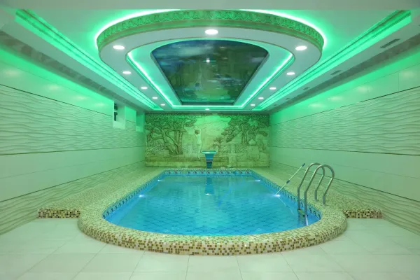 Tinchlik Plaza Hotel