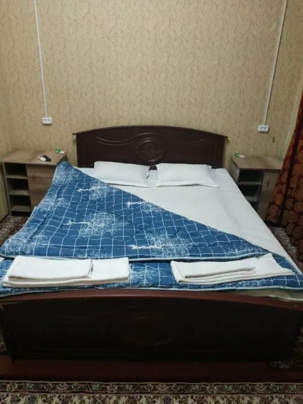 Fayrouz Plaza Mehmonxonasi