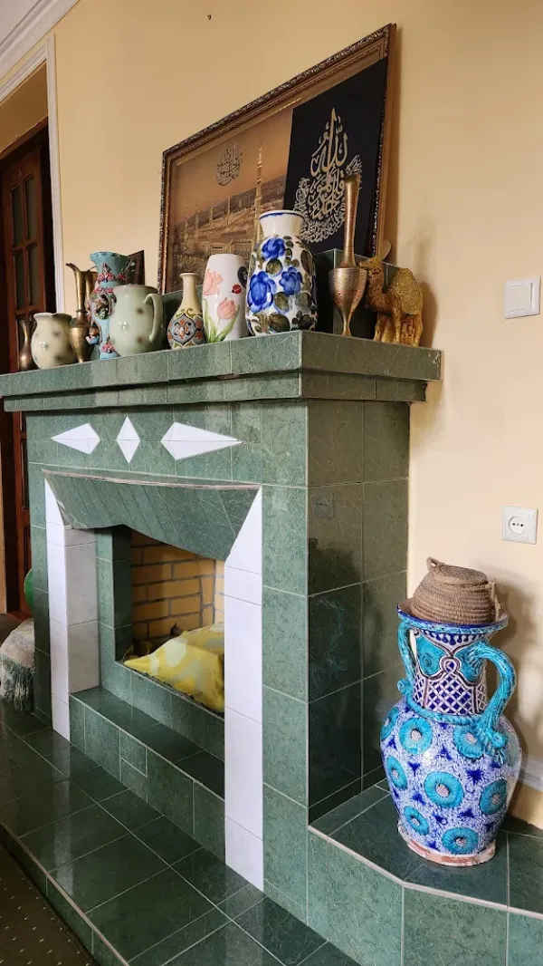 Guest House Ikathouse