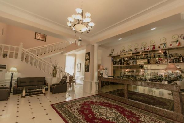 Konstantin Hotel