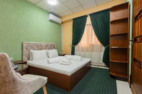 Hotel Shodlik