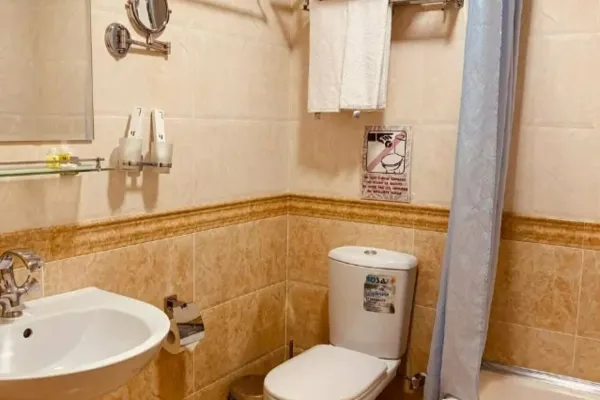 Rangrez Hotel