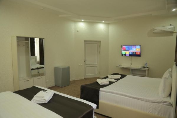 Hotel PARADISE