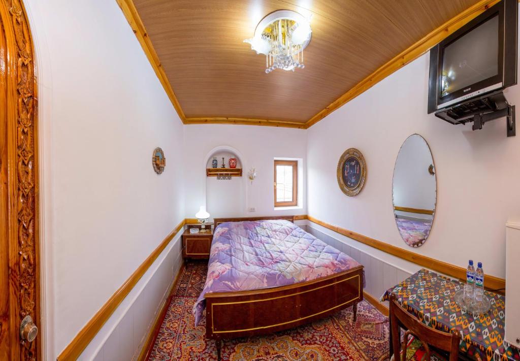 Furkat Guest House