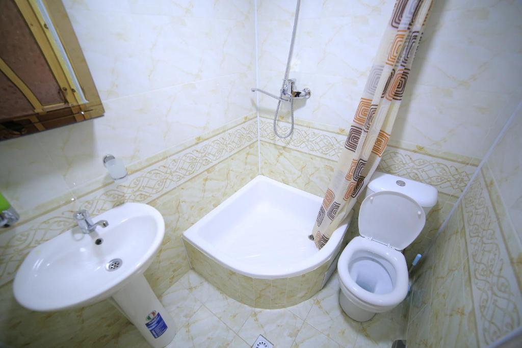 PARVIZ GUEST HOUSE